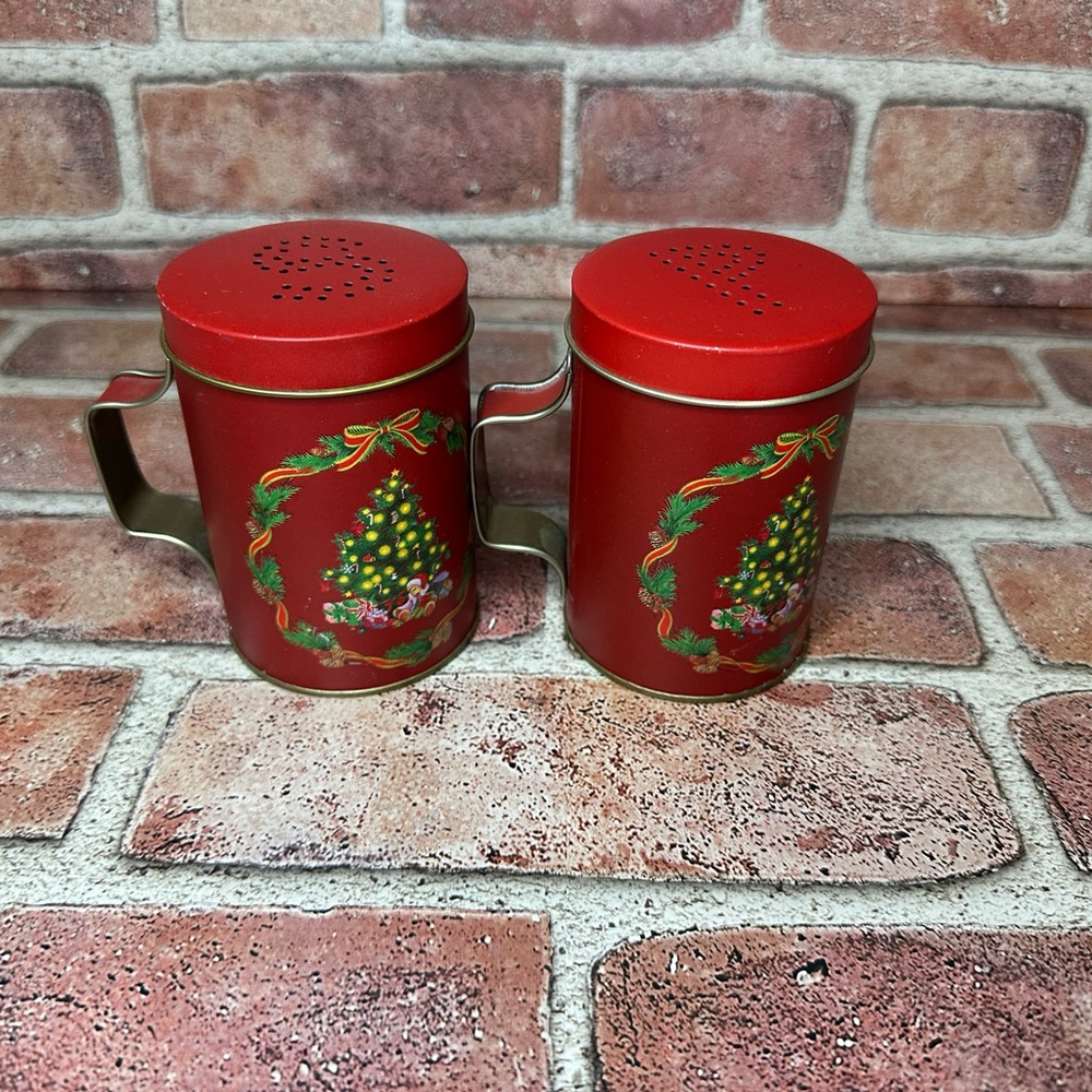 Christmas Salt n Pepper Shakers